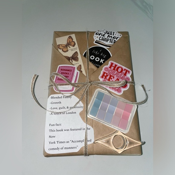 Other - Blind date with a book